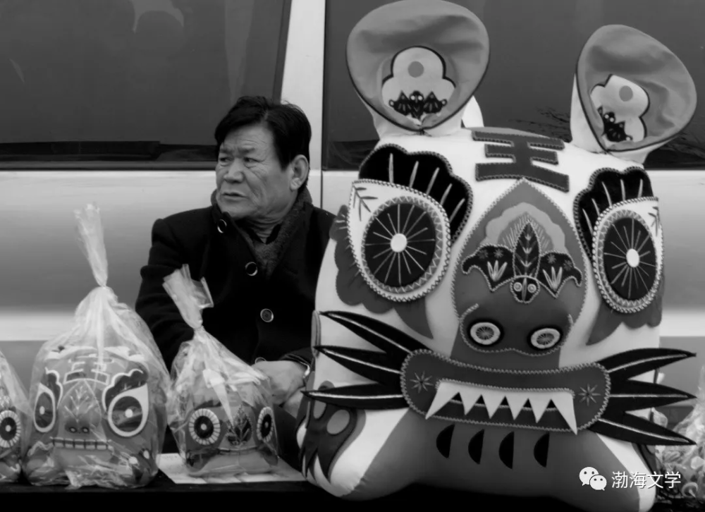 父爱|实拍滨州街头的“父亲们”