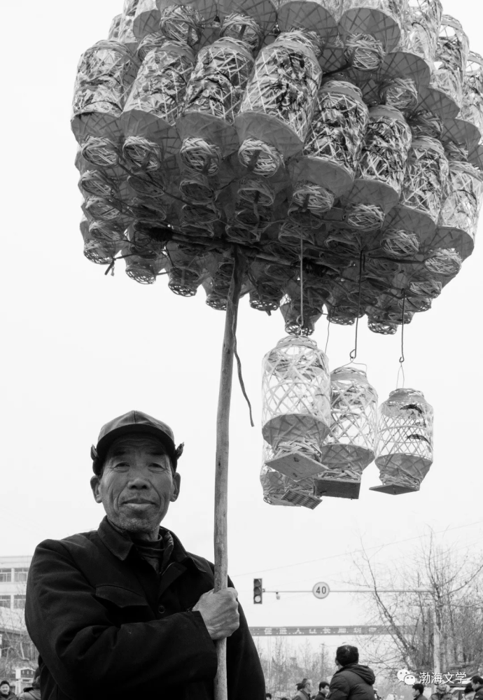 父爱|实拍滨州街头的“父亲们”