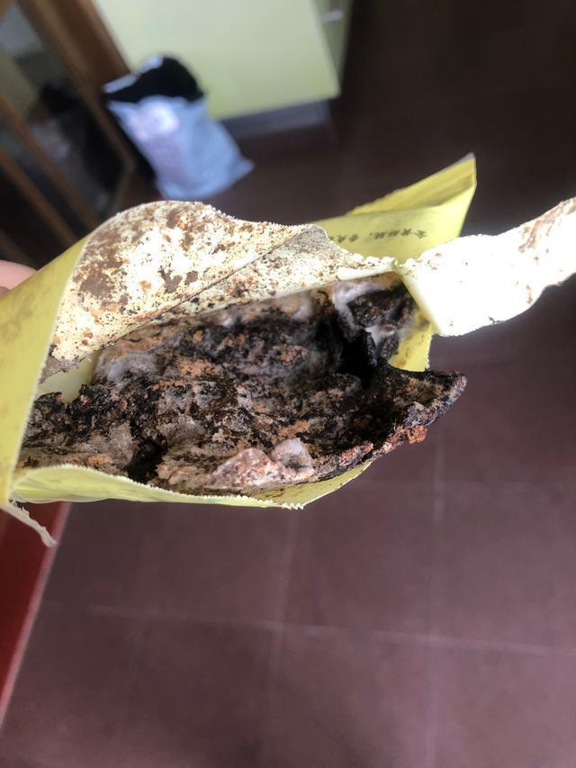 李子柒|李子柒卖货又翻车！食客曝蚂蚁镶嵌腐竹中，吃出虫卵蟑螂不止一次