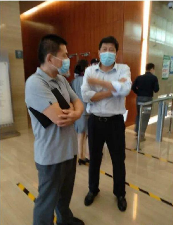 李晋琛|银行女员工实名举报该银行精神虐待，该行主任多次阻止并放话不会让她好过