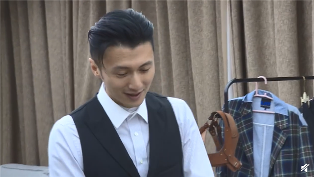 谢霆锋|谢霆锋庆祝40岁生日，发文感谢李宇春、李健、李荣浩