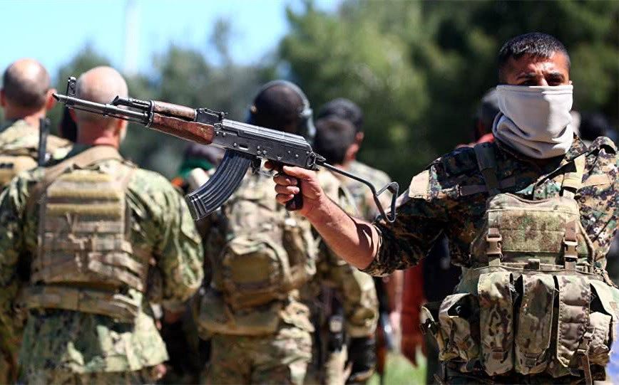 俄罗斯在叙利亚大概有5000兵力,体系完整,有特种兵,有通讯兵,有炮兵