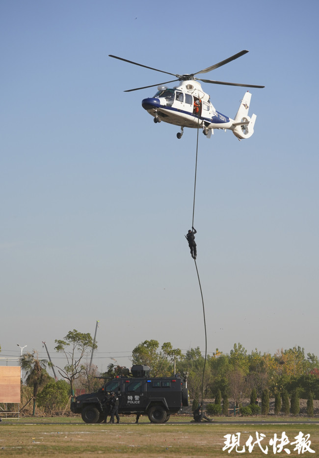 南京特警训练真帅记者独家探秘龙虎突击队