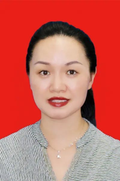 邵东一中申玢彦荣等获首届湖南省教书育人楷模称号