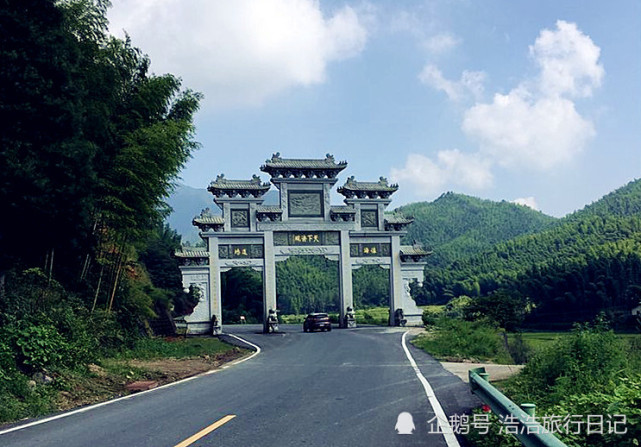 江西宜春有一座小城歷史悠久景色宜人尤其明清古建築眾多