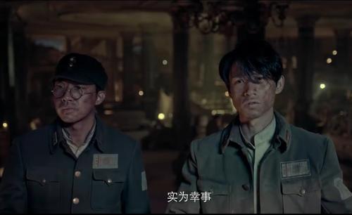 俞灏明|俞灏明凭借《八佰》，从花美男变身实力派，被大火烧伤的他重生了