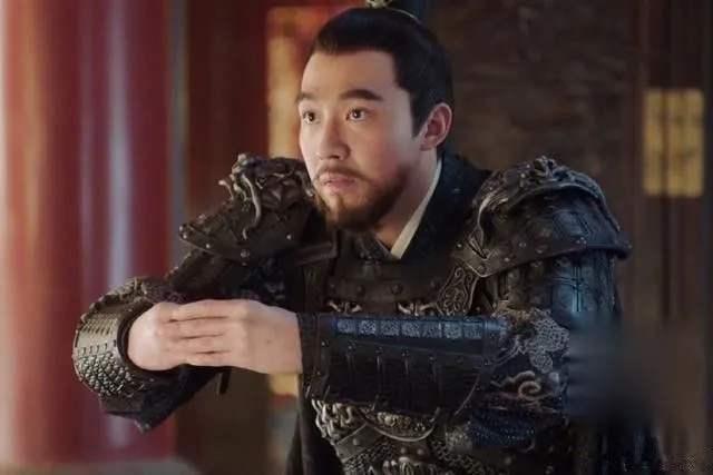 俞灏明|俞灏明凭借《八佰》，从花美男变身实力派，被大火烧伤的他重生了