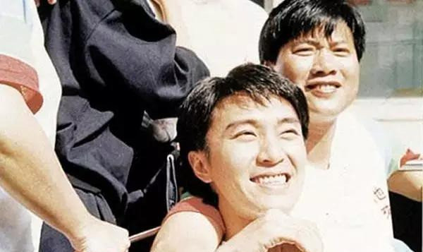 周星驰|“万子哥星仔”之间的恩恩怨怨