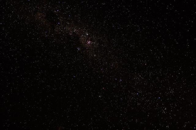 宇宙|为什么宇宙是黑的？你以为是正常，实际却隐藏着宇宙的大秘密