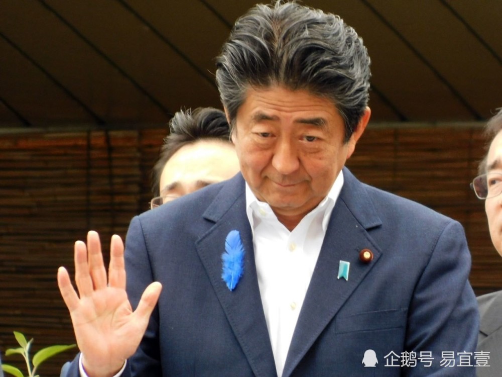安倍晋三辞职日本人如何看待安倍晋三两极分化的评价