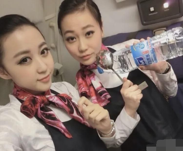 潘玮柏|潘玮柏婚礼没办就传离婚，公司回应是谣言