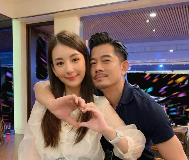 潘玮柏|潘玮柏婚礼没办就传离婚，公司回应是谣言