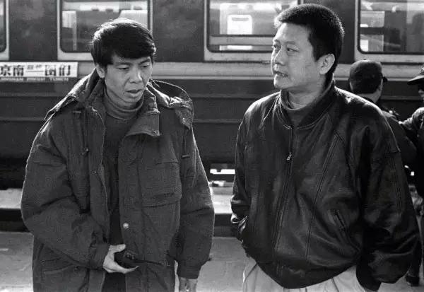 徐帆|师生恋、倒追、同居？徐帆那么爱王志文，为何嫁给了二婚的冯小刚