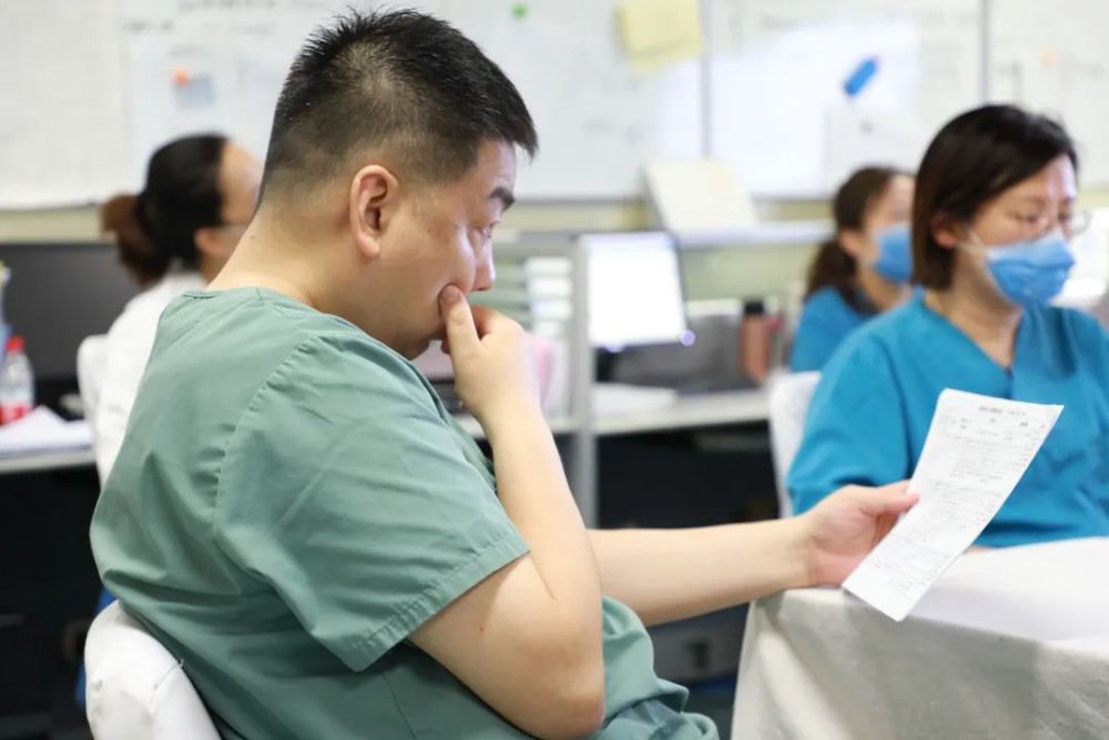 北京协和医院|辗转4地连续抗疫超半年北京协和专家终回家 曾参与公布“人传人”现象