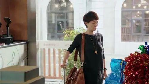 马伊琍|和文章离婚424天后，马伊琍被骂上热搜，她真的释怀了吗？