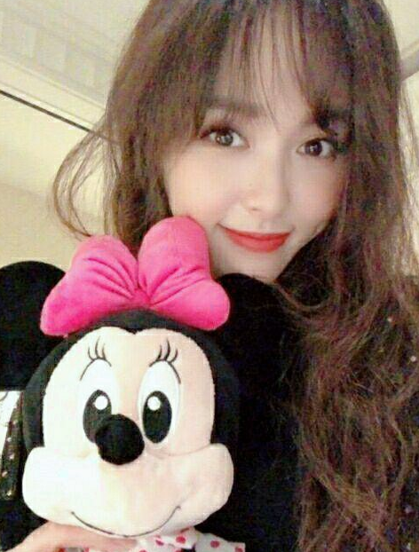 唐嫣|唐嫣晒女儿玩偶，价格亲民寓意美好，小小糖还未露面就成带货达人