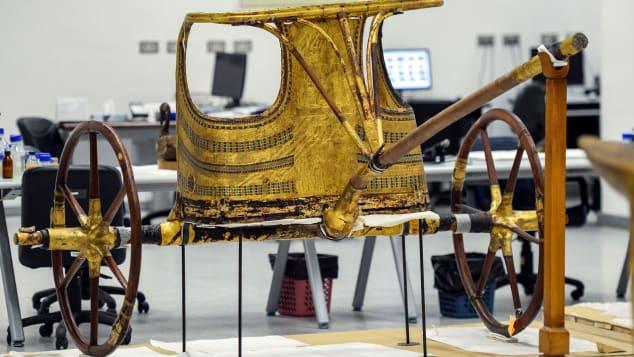 图坦卡蒙法老|出走埃及帝王谷的图坦卡蒙和法老细软，最知名代言人也要安新家了