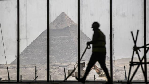 图坦卡蒙法老|出走埃及帝王谷的图坦卡蒙和法老细软，最知名代言人也要安新家了