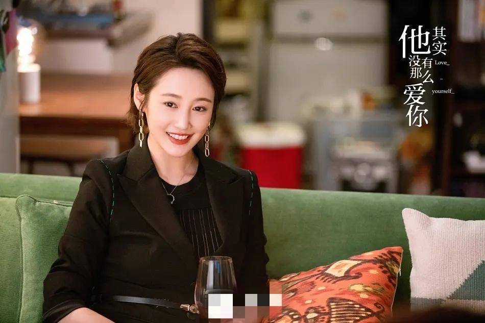 他其实没有那么爱你|《他其实没有那么爱你》聚焦30岁的女性，为什么不如《三十而已》