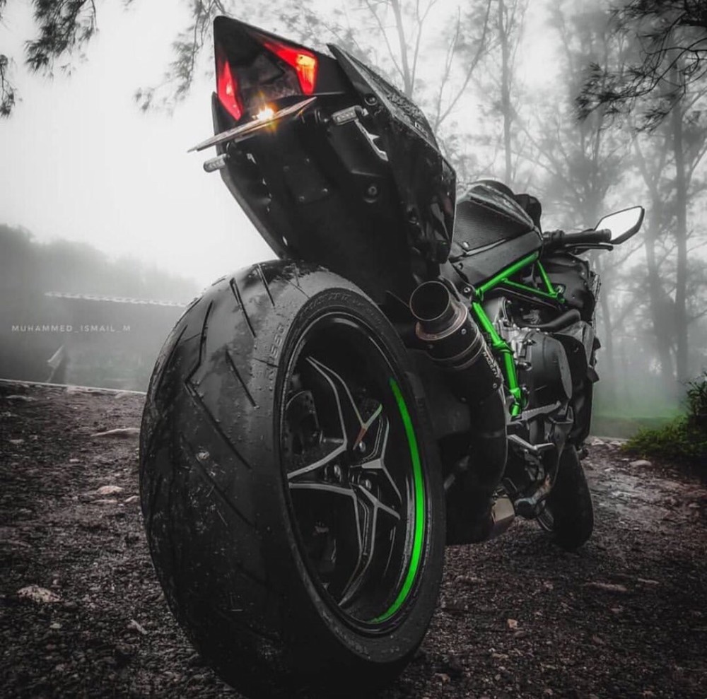 所以机车手的梦想机车中的天花板