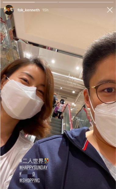 霍启刚|霍启刚晒居家生活豪宅意外朴素！儿女依偎身旁好享受，满满烟火气