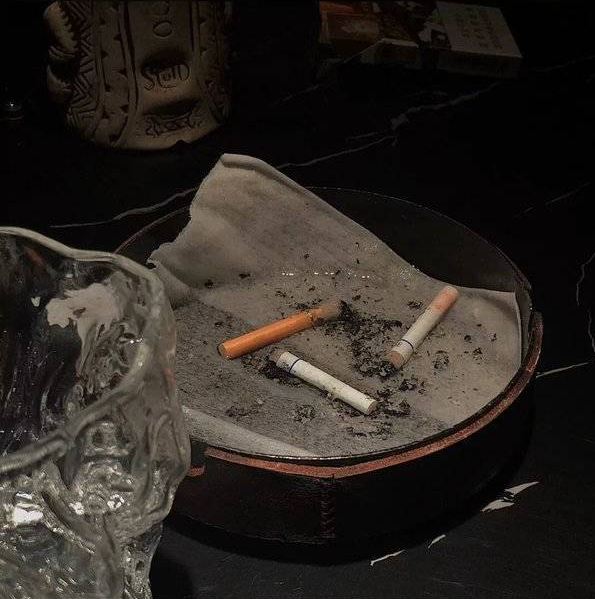 疼到骨子里的qq空间说说丧度520送给失恋的你