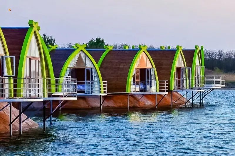 【徒步户外】元旦2日 月坨岛|迎新年 住海上别墅 泡海景温泉の体验