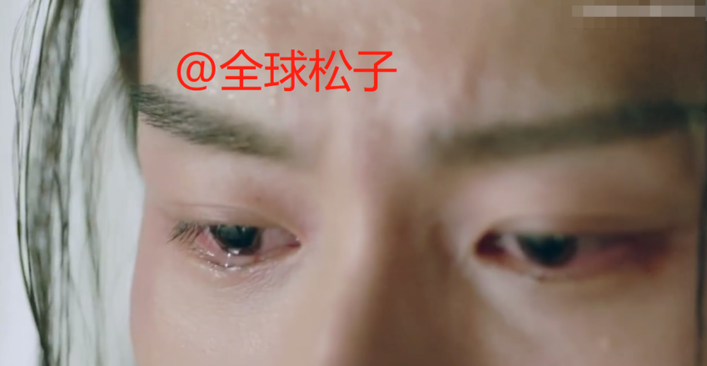 琉璃|《琉璃》男主成毅哭戏登热搜，眼尾泛红感染力超强，表演灵动