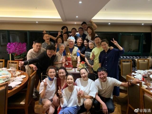 齐士龙|齐士龙80大寿！黄磊、海清等弟子为恩师祝寿，黄海波罕露面