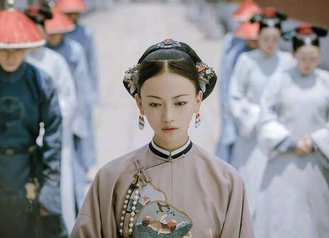 吴谨言|吴谨言并不是“魏璎珞”的第一人选，她因为想休息而辞演延禧攻略