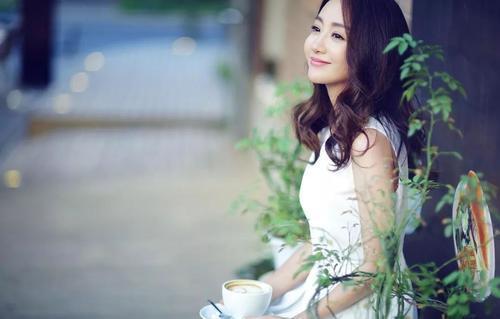 吴谨言|吴谨言并不是“魏璎珞”的第一人选，她因为想休息而辞演延禧攻略