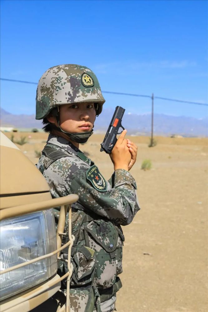 边疆军营,聆听女兵的"成长宣言"_腾讯新闻