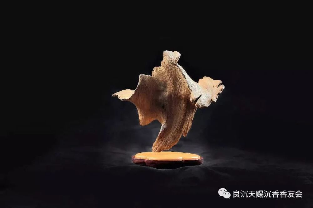 梁辰:沉香雕件的最高境界