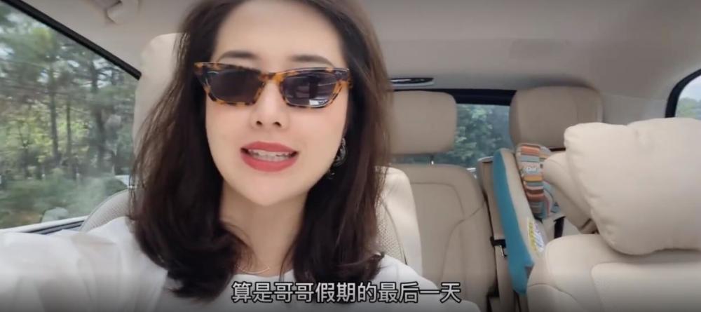 董花花|总裁夫人带儿子看郎朗彩排，张大奕自曝奶奶去世，已停几天工作！