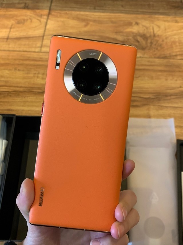 华为mate30青春版曝光芯片清库存还是临危受命