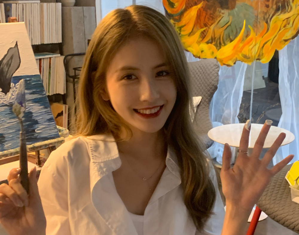 王思聪|网传王思聪送甜仇豪宅和巨额分手费，本尊发声澄清，并正式宣布单身