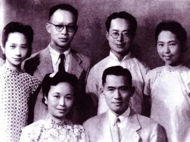 沈从文|高青子如何轻易介入沈从文和张兆和？刻意模仿他小说女主角的装束