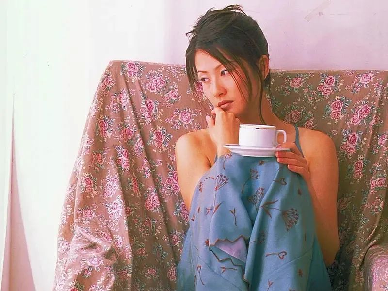 张新悦|脑筋清醒的港风美人，隐退后人生才刚开始