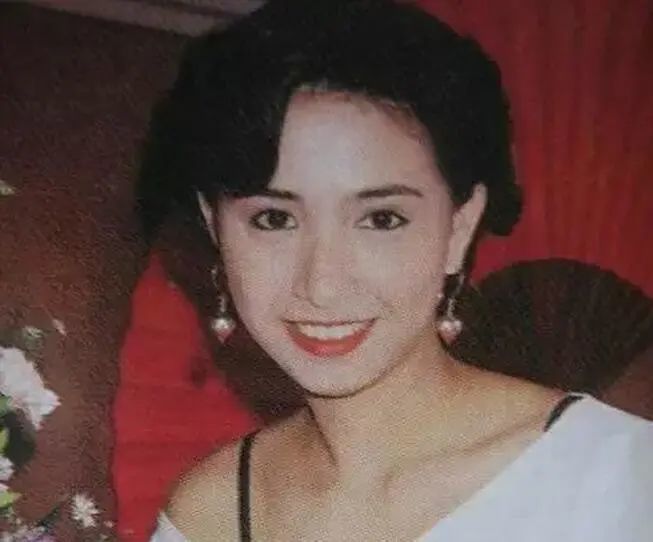 张新悦|脑筋清醒的港风美人，隐退后人生才刚开始