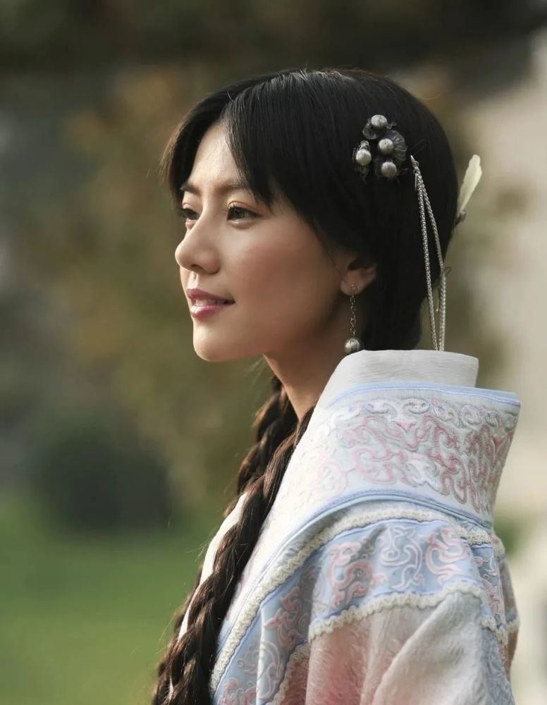 整容|00后高考完扎堆整容，中国的审美，什么时候沦落到靠整容脸来支撑了？