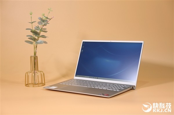 戴尔首款锐龙4000系列轻薄本 灵越5505图赏_腾讯新闻