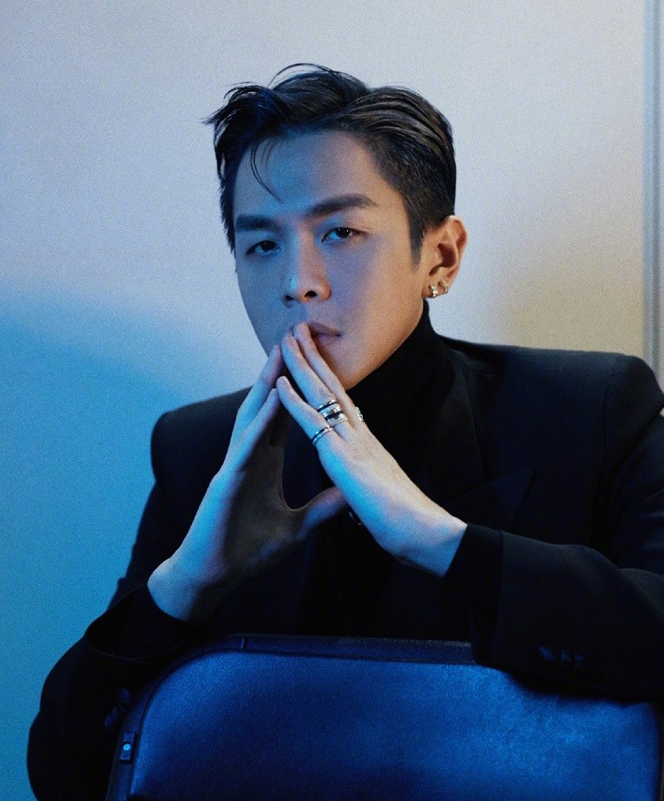 张新成|《默读》越传越离谱？继潘粤明张新成后，又传刘昊然和张若昀出演