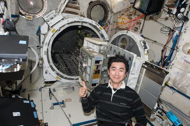 地球|地球生命很可能来自外星？科学家发现：一种原始生命可在太空生存
