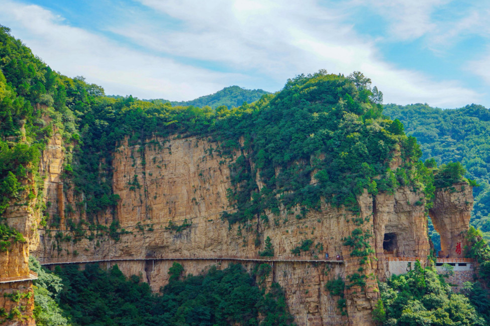 承德|河北承德有座景区，被称“小张家界”，门票78距北京市仅252公里