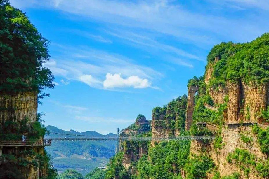 承德|河北承德有座景区，被称“小张家界”，门票78距北京市仅252公里