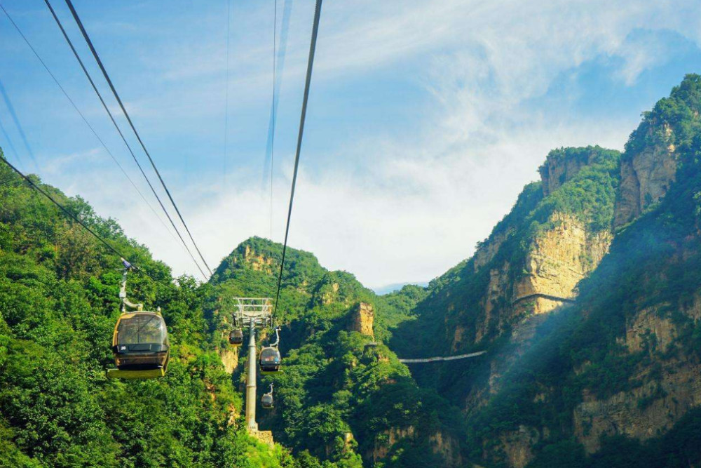 承德|河北承德有座景区，被称“小张家界”，门票78距北京市仅252公里