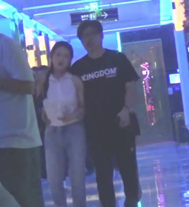 王岳伦|王岳伦醉酒事件反转？称女子是受人指使，故意接近他并被尾随