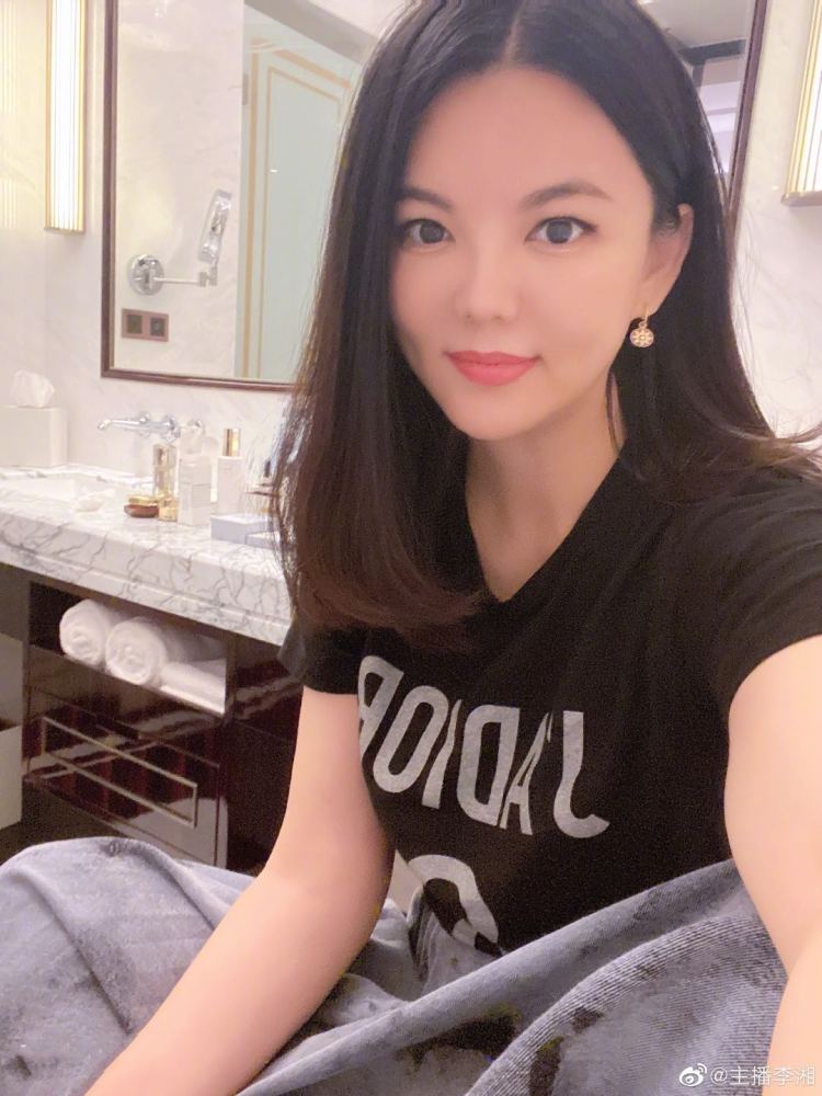王岳伦|王岳伦醉酒事件反转？称女子是受人指使，故意接近他并被尾随