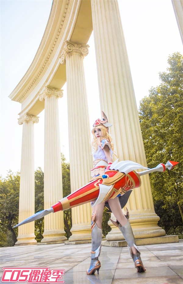 cosplay:《王者荣耀》雅典娜@桃2心