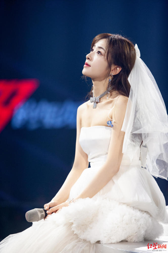 张含韵|张含韵：听到有网友说“张含韵被低估了”，我挺感激的